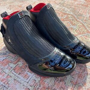 Jordan 19s